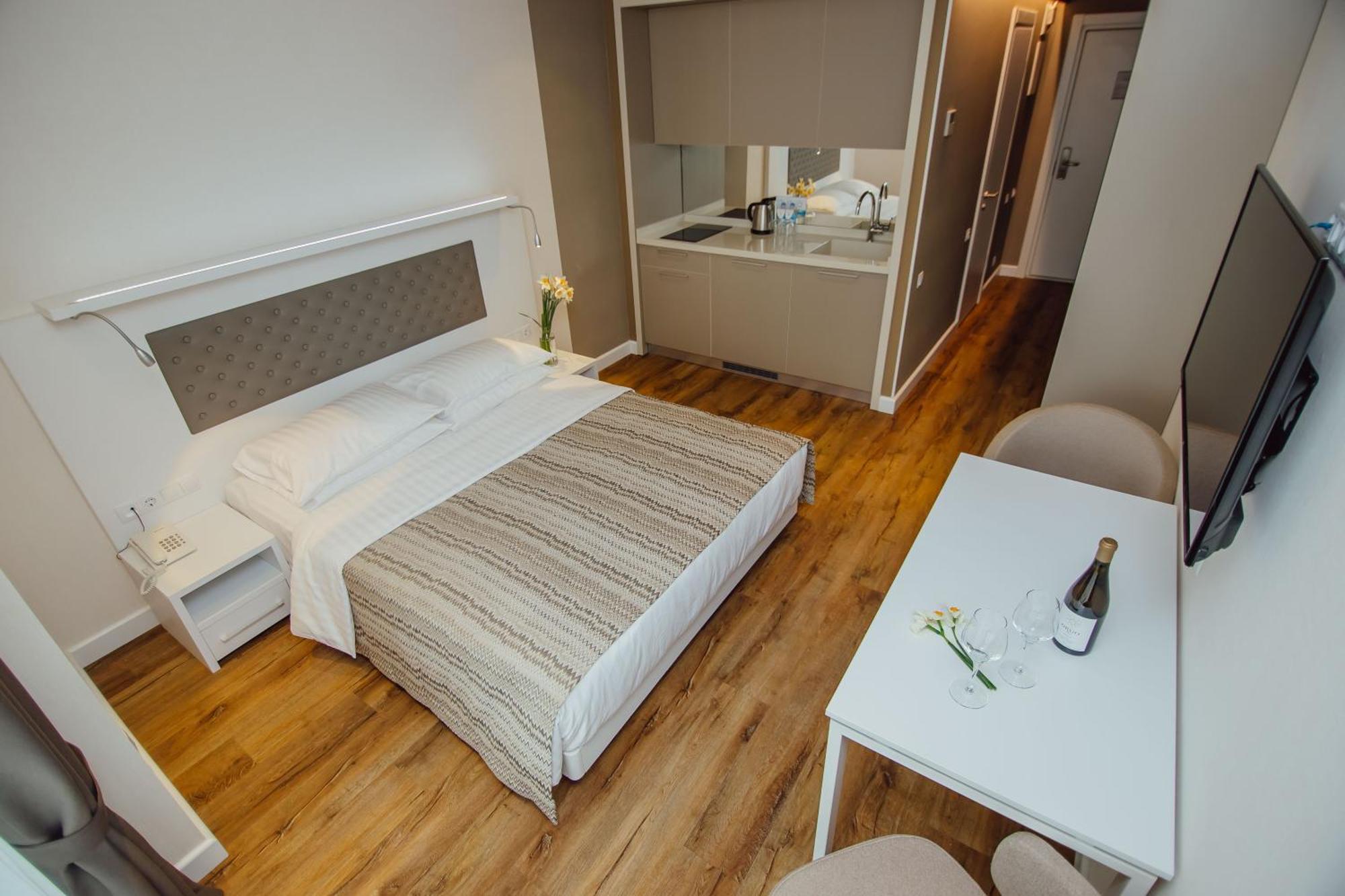 Batumi Deluxe Apartments ภายนอก รูปภาพ